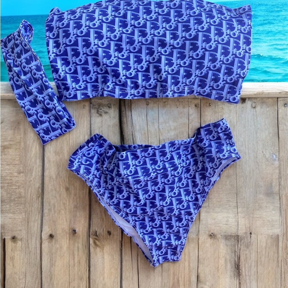 Stylish Blue Patterned Women's Swimwear Set